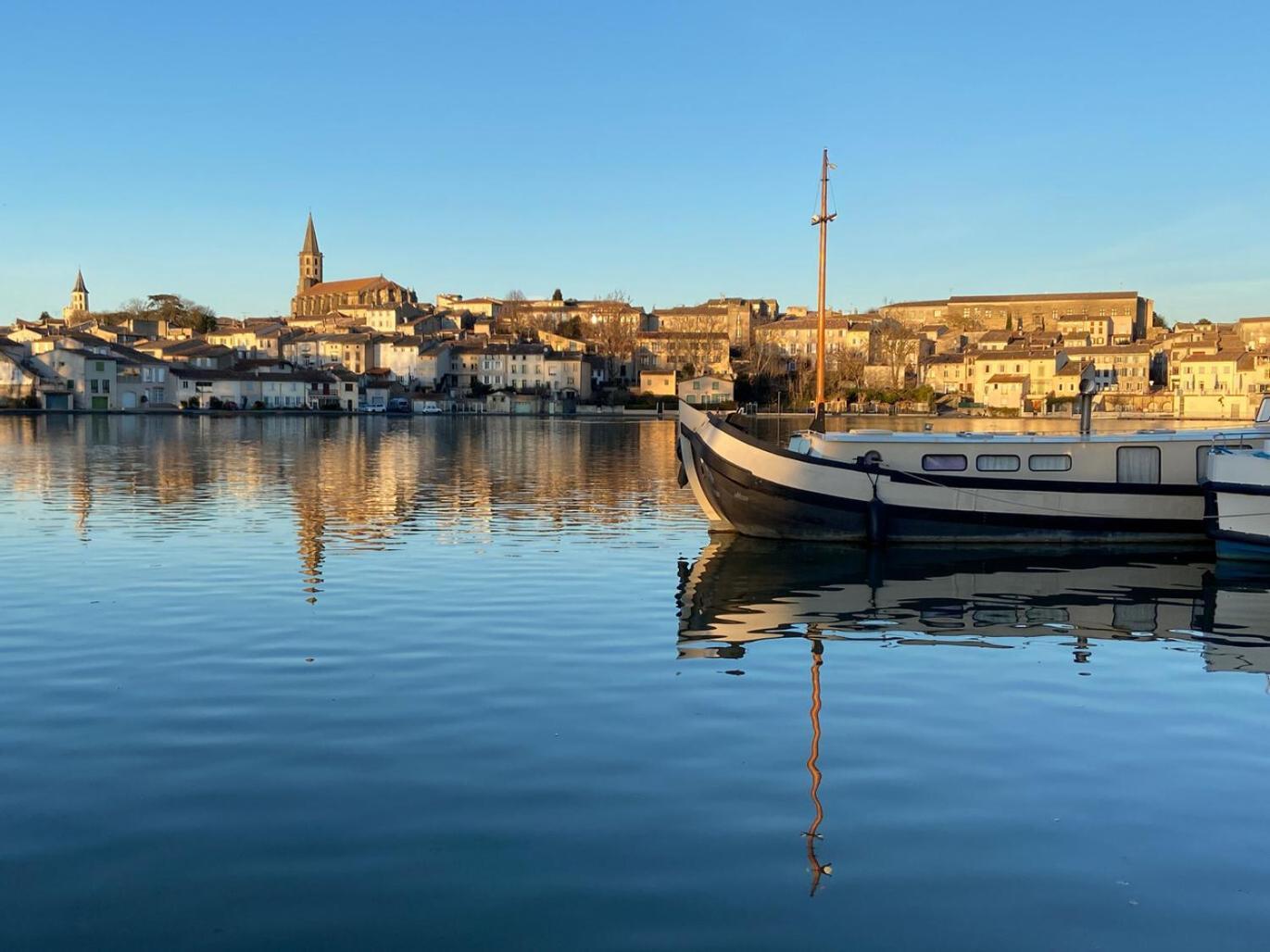 Le Grand Bassin Villa Castelnaudary Bagian luar foto